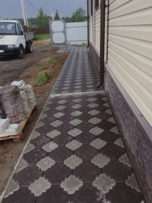 Форма для плитка тротуаная Ромашка 24шт