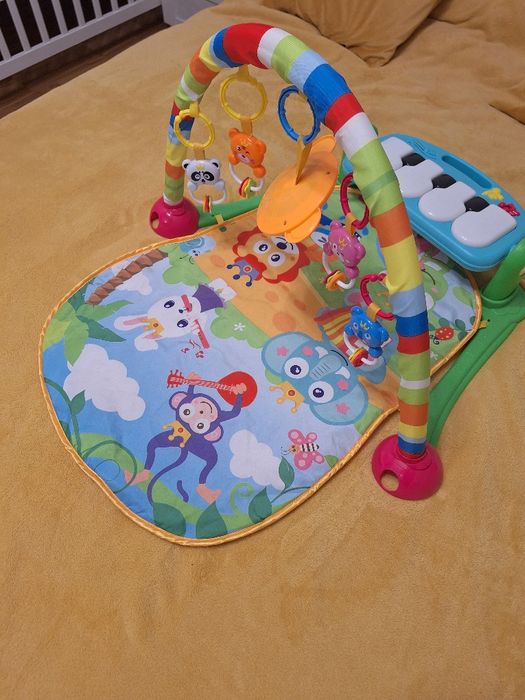 Perna de activitati pentru Bebelusi cu jucarii si sunete, multicolor