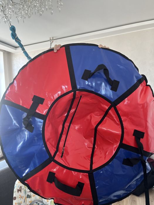 Продам ватрушку надувную в отличном состоянии