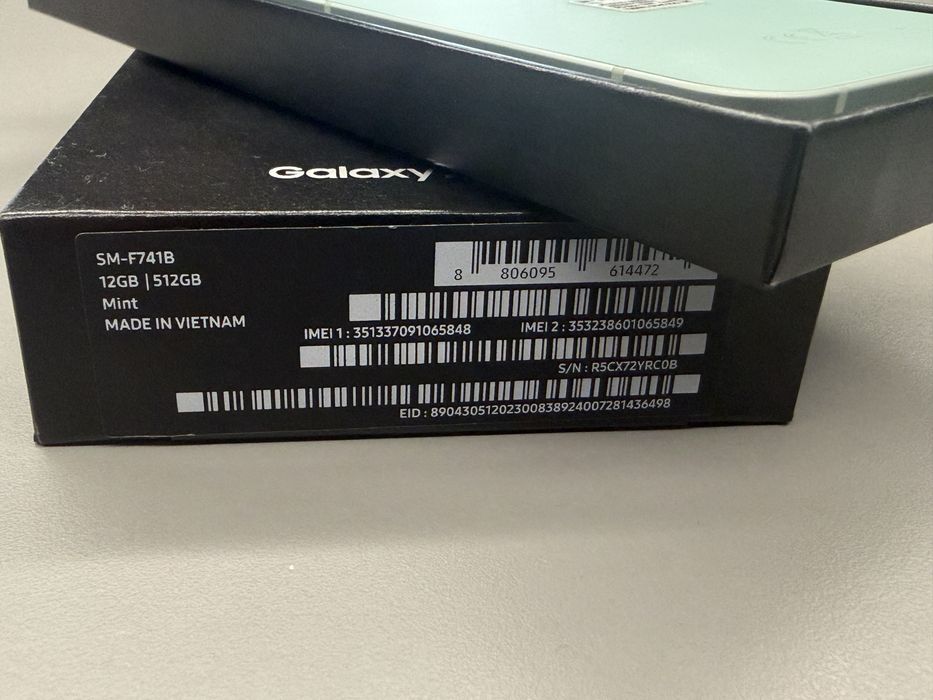 Samsung Galaxy Z Flip 6, 512gb, Mint