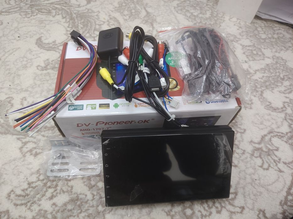 Ekran pioneer 1707 - 7