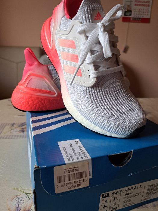 Adidasi noi fără eticheta