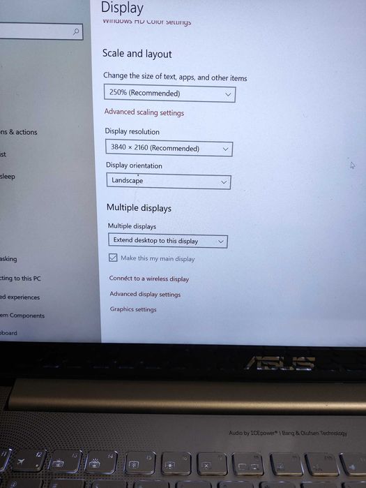 Asus UX501J-DS71T, 4k touch, 15.6, I7, 16 ram, 512 ssd, 960M - oтличен