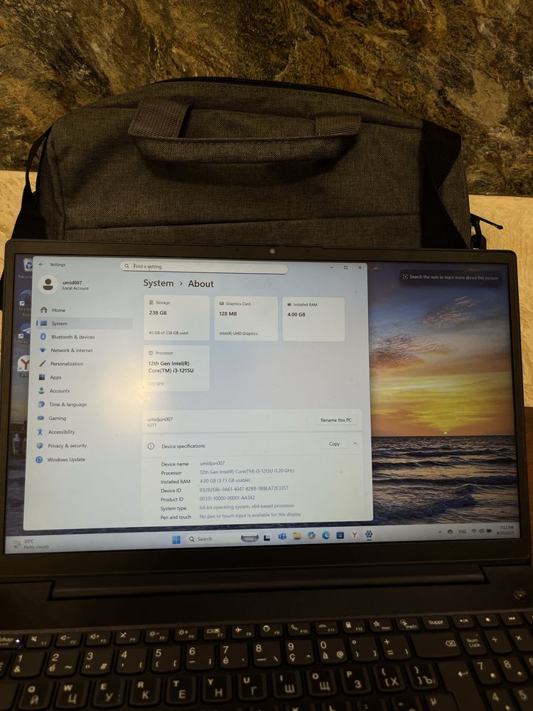Lenovo noutbuk 12th gen I3 full
