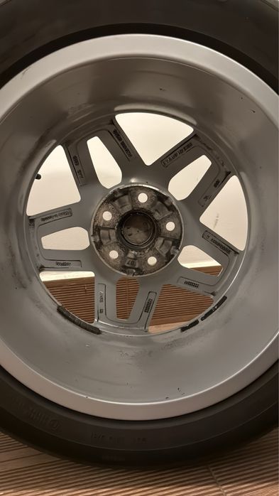 4 джанти 17ки с гуми за Audi