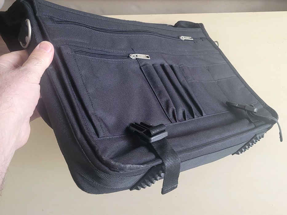 Geanta Laptop American Tourister