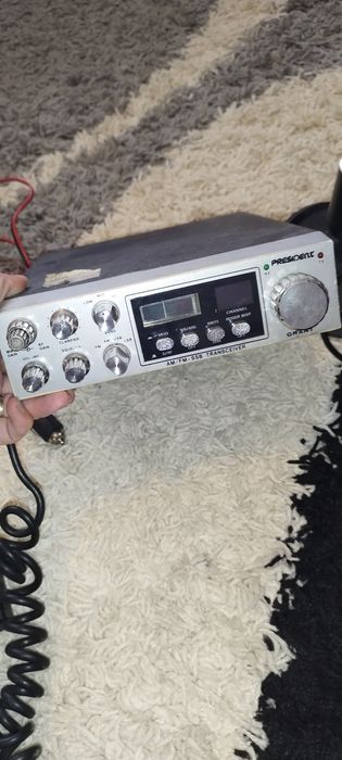 Statie Prezident  cu antena