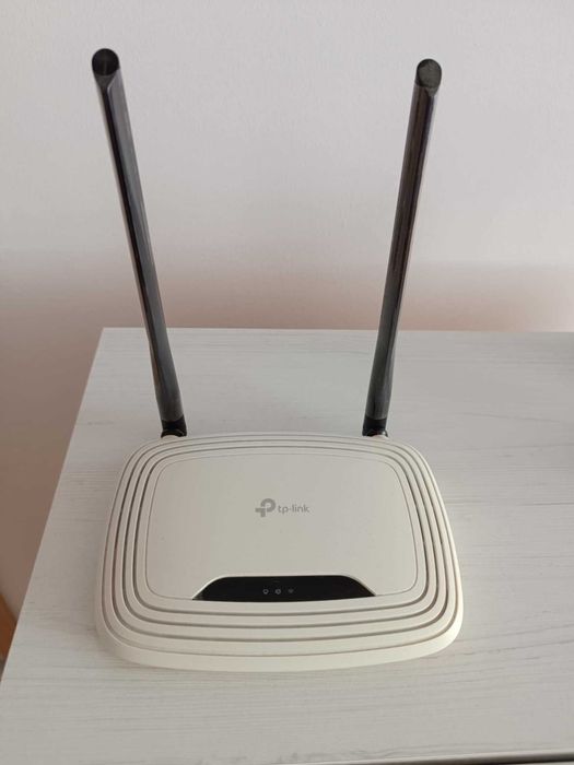 Рутер TP-Link WR-841N
Рутер TP-Link WR-841N