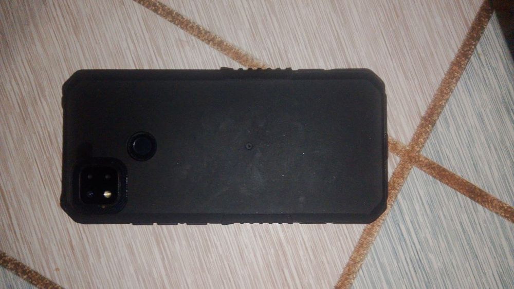 Редми 9с и реалме нот 50