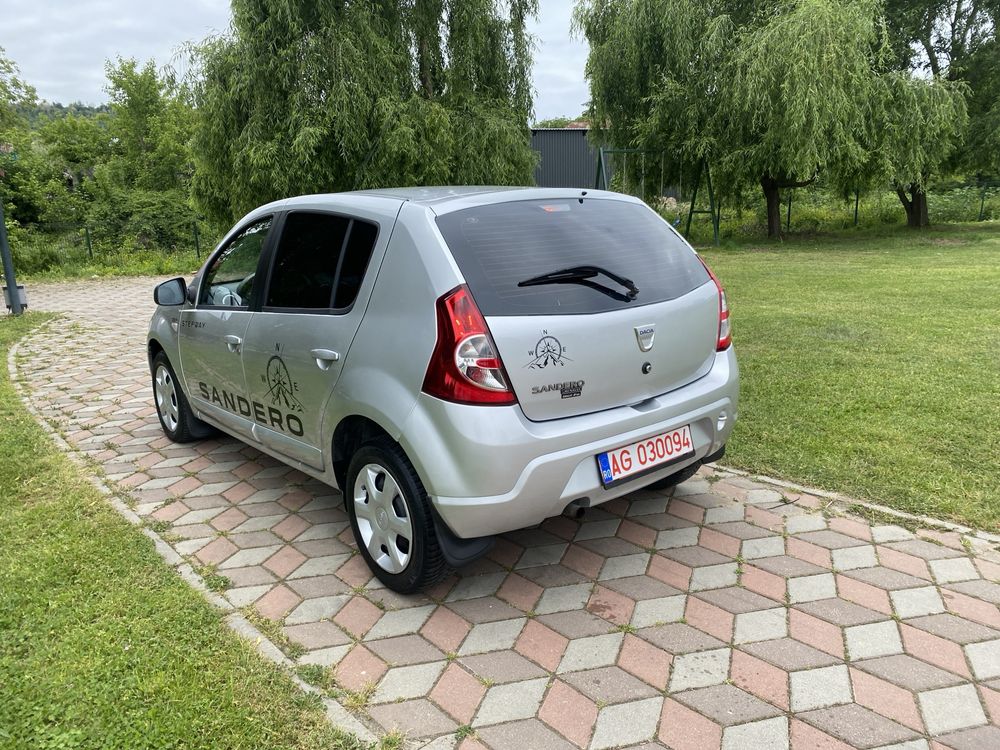 Dacia Sandero 1,4 MPI, cu GPL de fabrică.