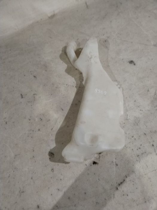 Vas lichid parbriz, Renault Megane 4, 2016, 2017, 2018, 2019, 2020, cod origine OE 289100350R.