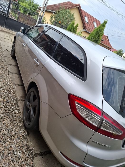 Vand Ford Mondeo