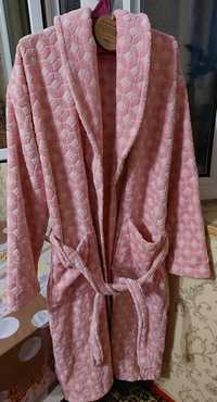 Продам банный халат привезённый из Турции.Размер 52-54