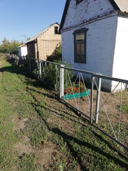 Срочно продам  дачу в районе между Аэропортом и опытным полем!