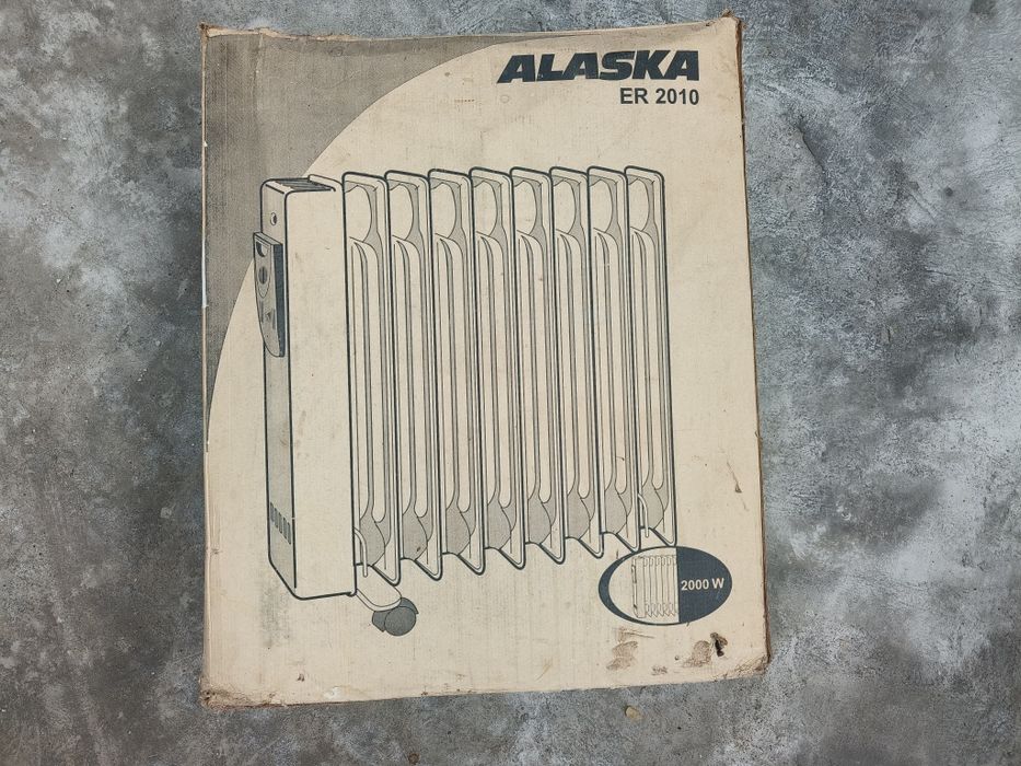 Vând calorifer electric