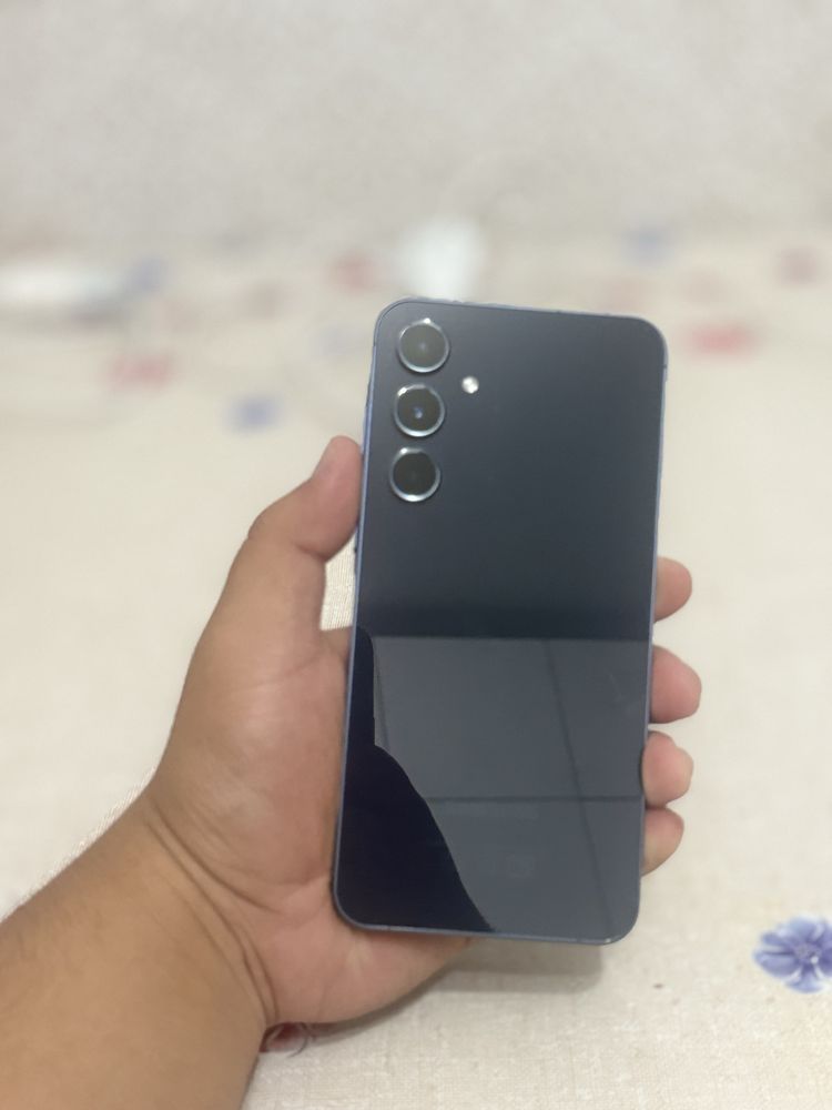 Galaxy А55 5G  1жарм ай ұсталған  Почти новый