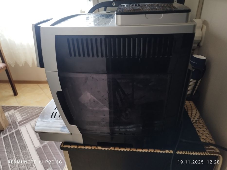 Кафе автомат Delonghi Esam
