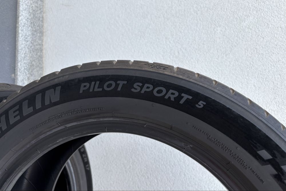 Set 4 anvelope 225 55 r17 vara Michelin Pilot Sport 5