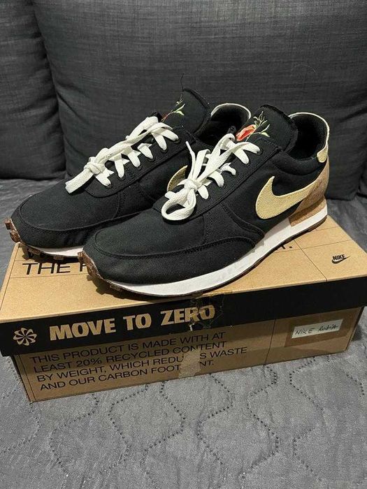 Adidasi Nike Pomegranate 47.5