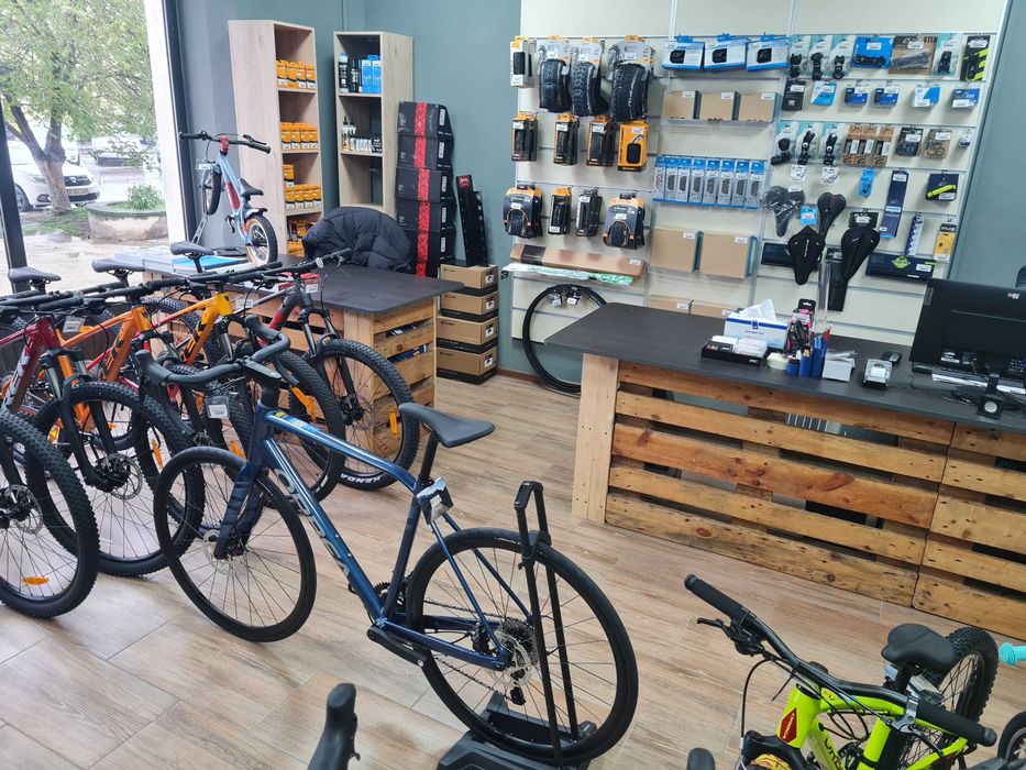 Bicicleta Orbea  Avant H40 23 55 in stoc la Est Bike Funky Sports