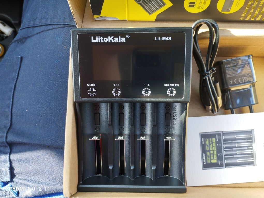 Liitokala Lii-M4S Tester batteri de 18650,26650,..AAA, Tester baterie