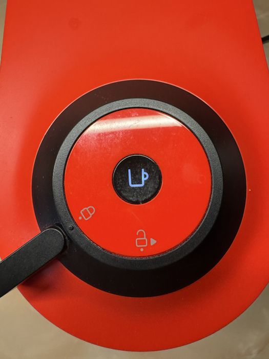 Espressor Nespresso Vertuo Rosu
