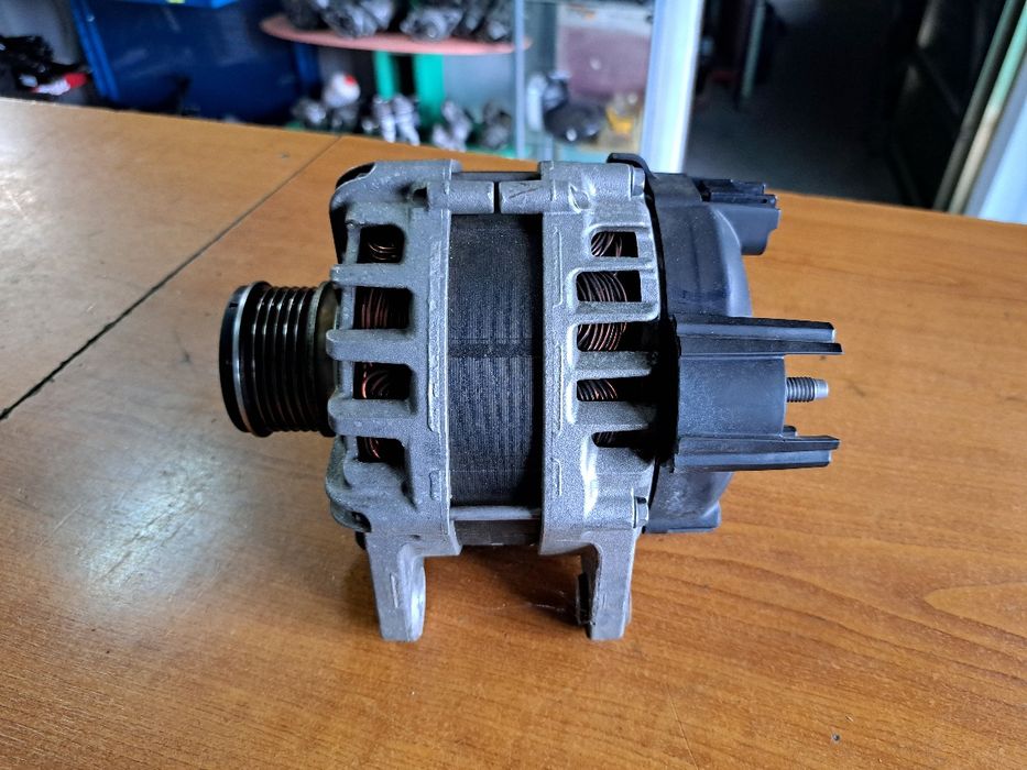 Alternator Nissan Qashqai j11 Juke 1.5 dci