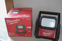 Reflector, proiector Milwaukee M18 Rover 2366, Milwaukee HOAL-0
