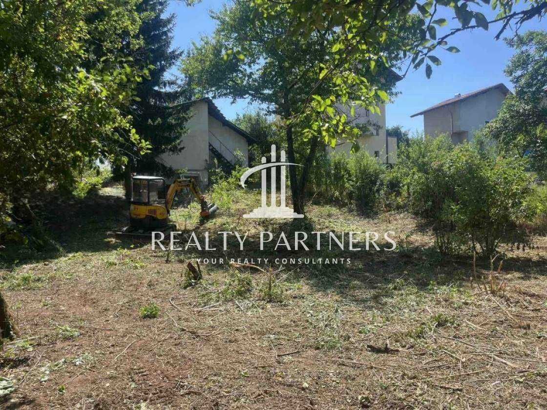 Продава къща – с. Ноевци, обл. Перник