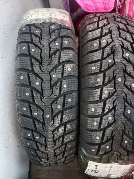 Шины шиповнынне на R14 новая 4 штук