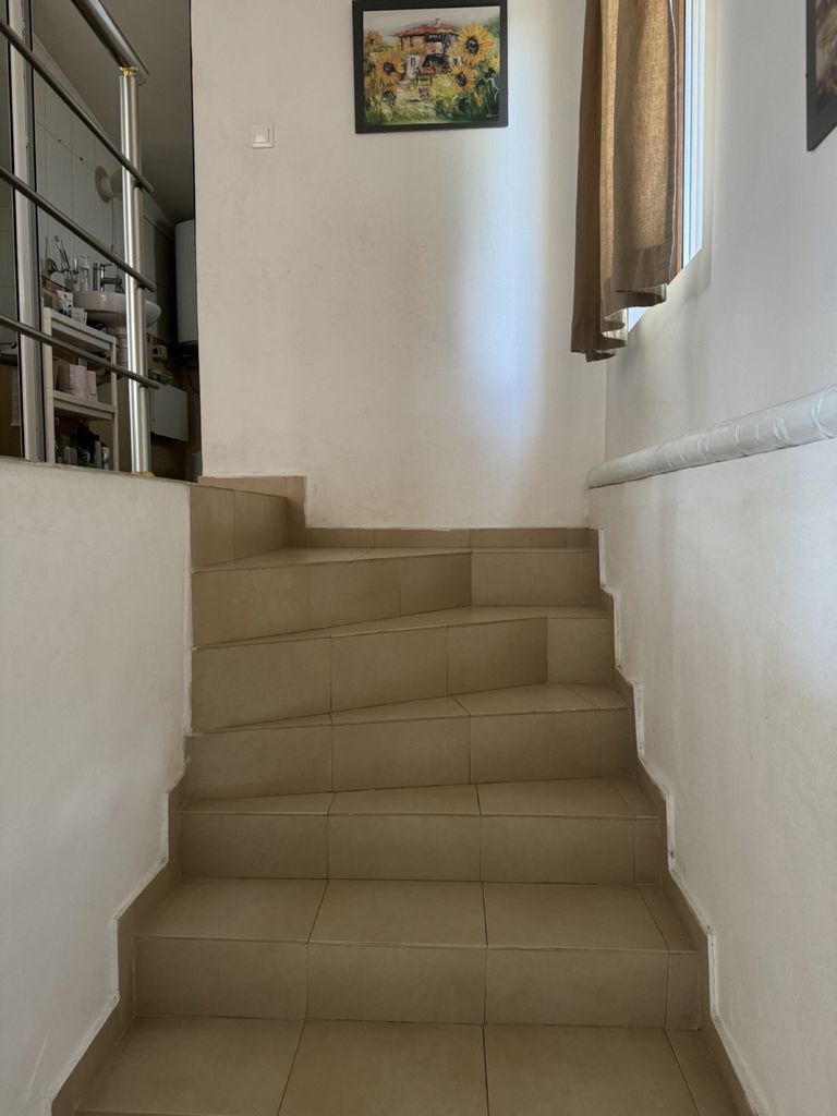 Продава се Къща в с. Гуцал, Област София-област - 180 кв.м за 462 €/кв.м - Снимка #17