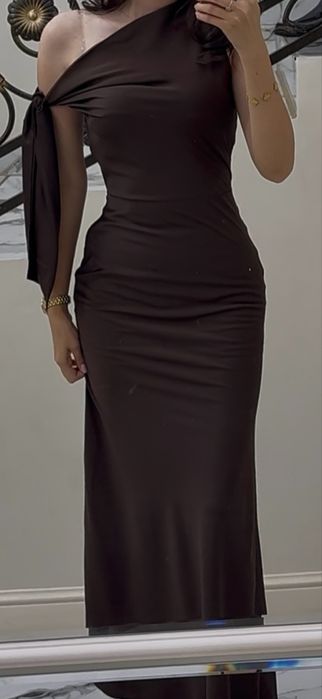 Шикарное вечернее платье