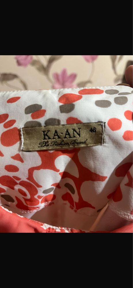 Продам платья бу