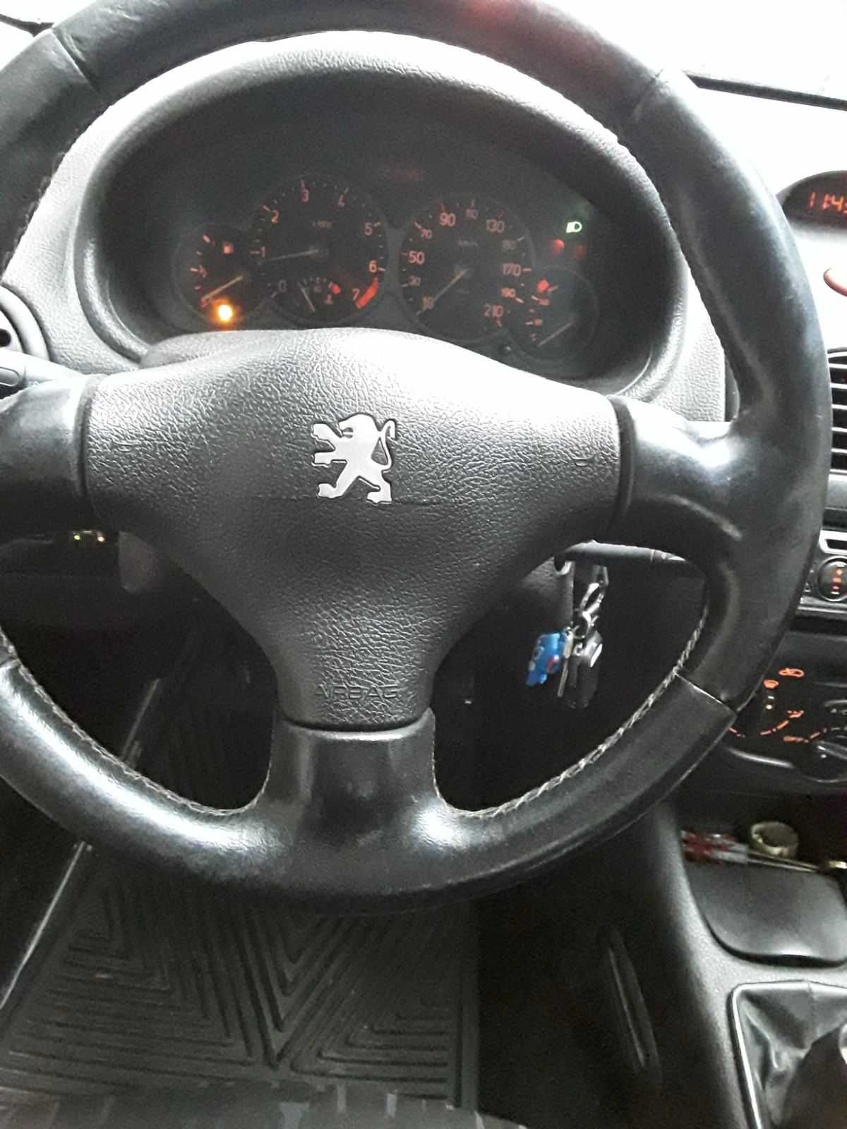 Peugeot 206 1,6 газ