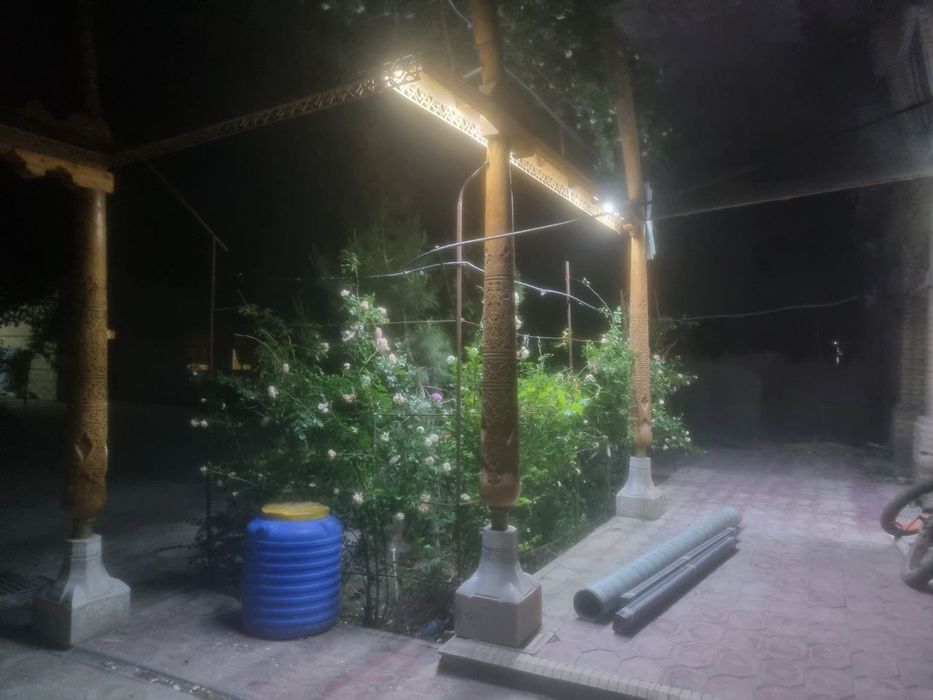 Xiva shaharda Xovli joy sotilad