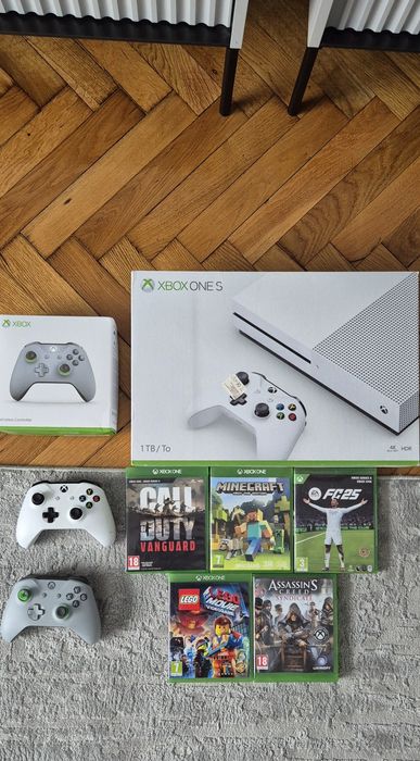 De vanzare Xbox one S 1 TB