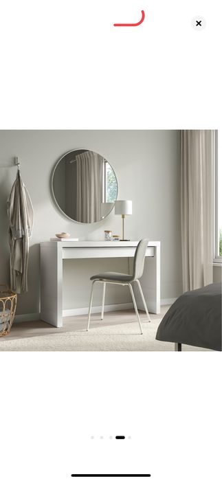 Тоалетка Malm Ikea.