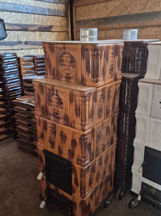 Vând sobe de teracotă pe cadru metalic