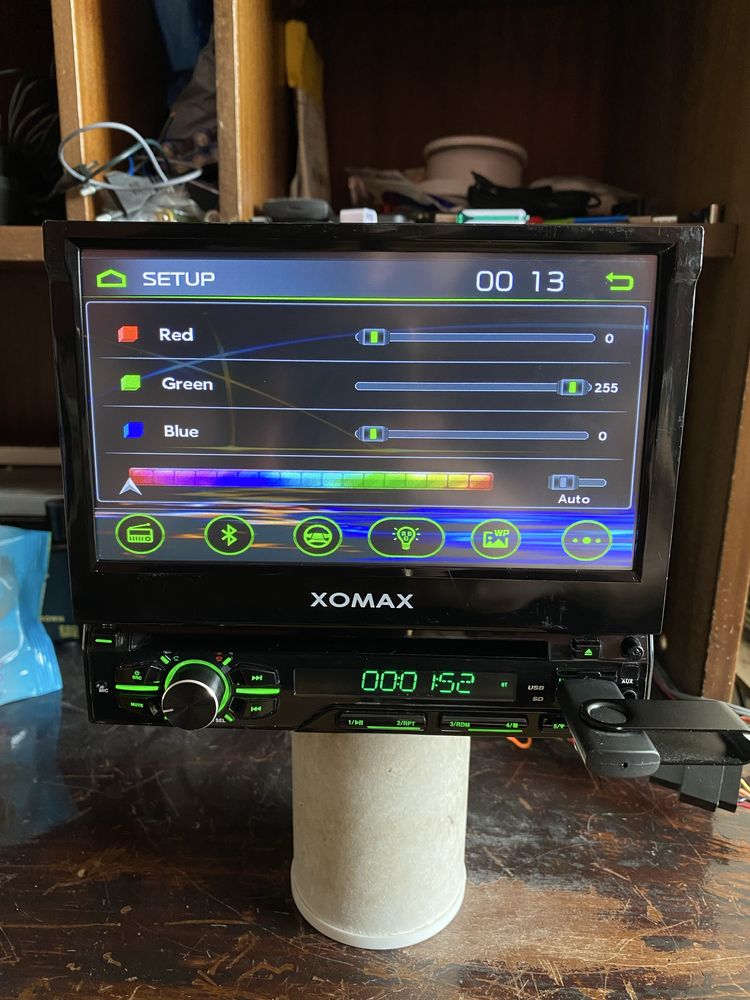 XOMAX (Germany) -DVD BLUETOOTH USB CD mp3 плеър за кола сд радио