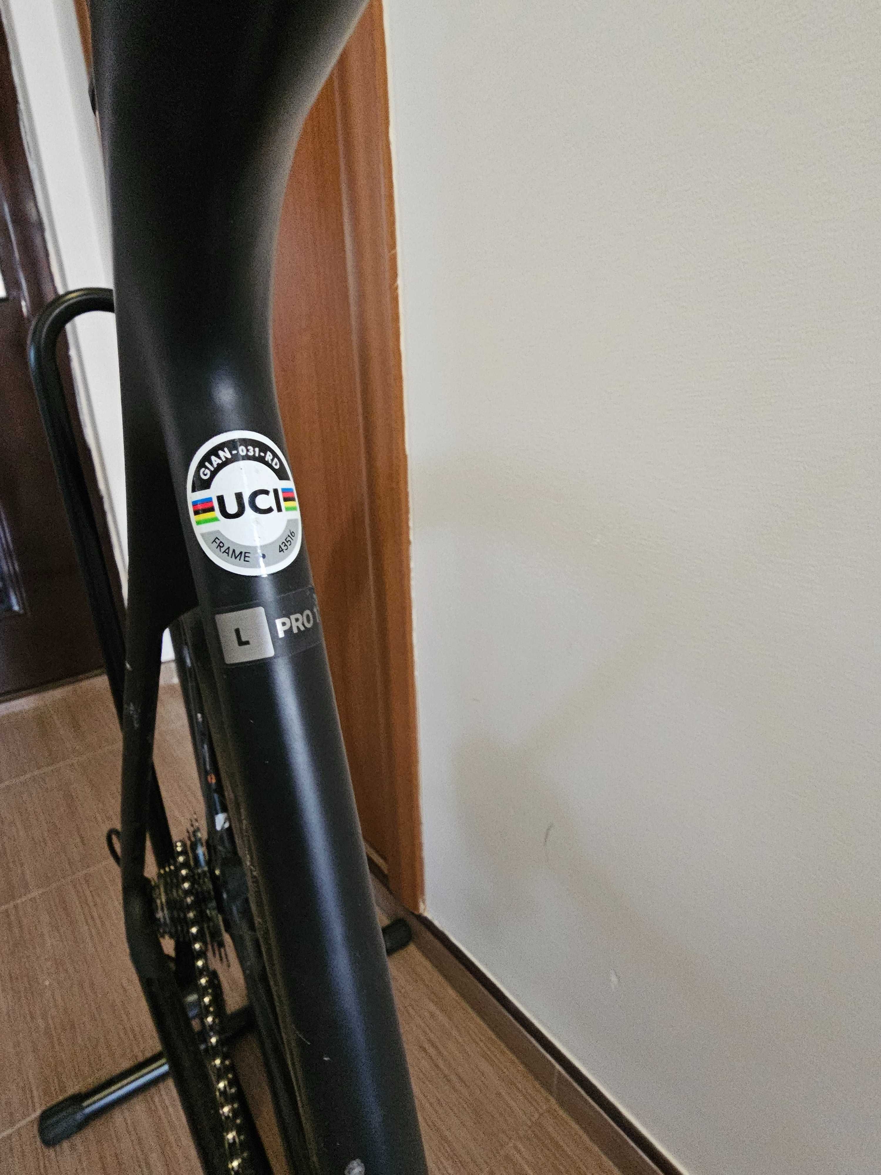 Giant TCR Pro1 Disc carbon 56- dual power meter