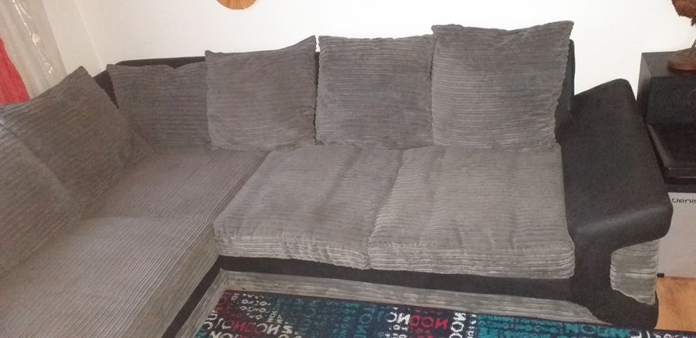 Coltar,Pat living Negru cu Cenusiu