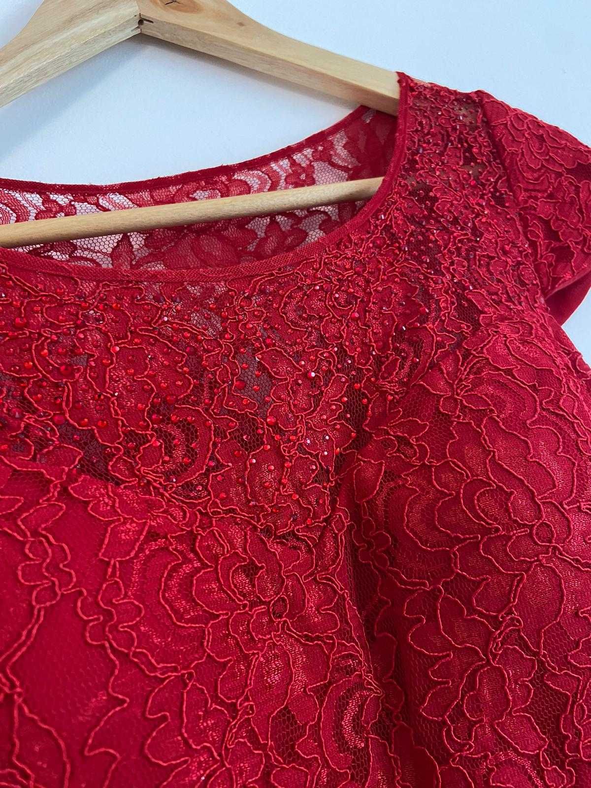 Rochie lunga rosie - cu detalii in talie - marimea L