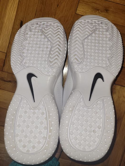 Оригинални маратонки Nike Court Lite 2