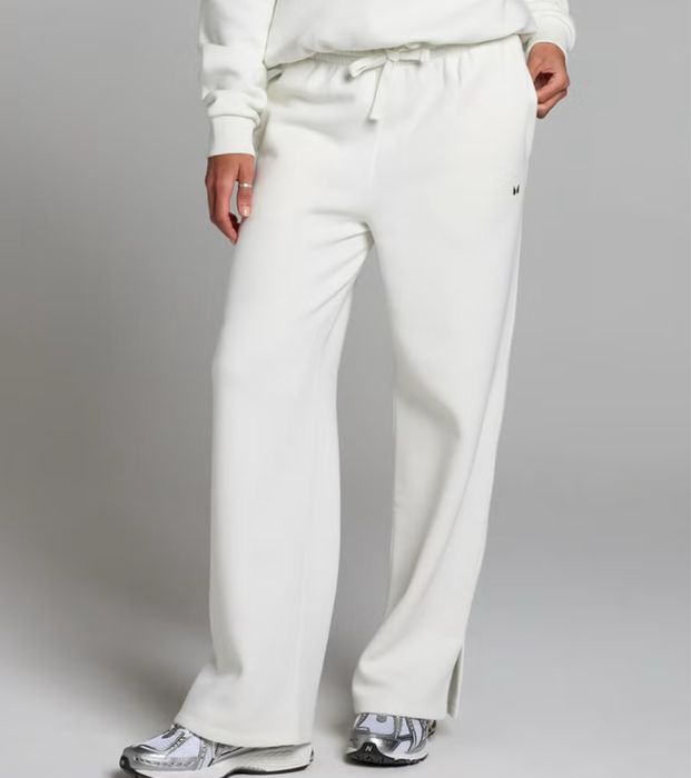 Спортен панталон с цепка  отстрани