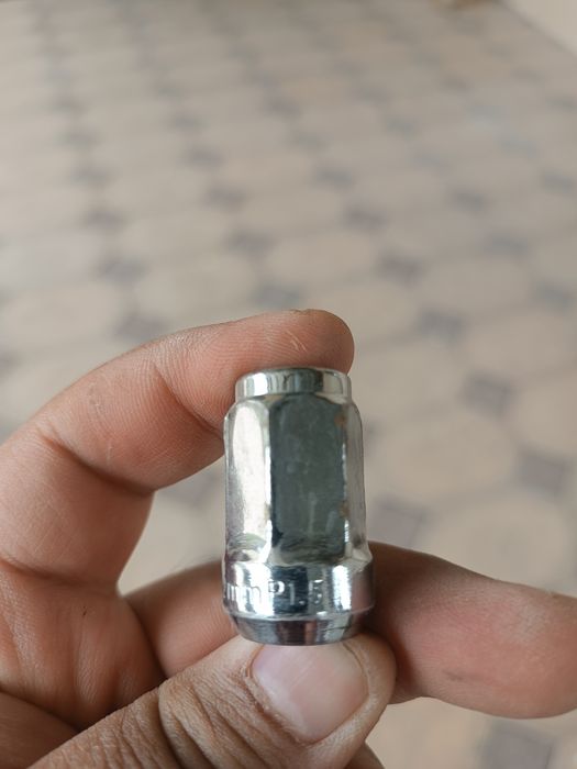 Болты на титановые диски