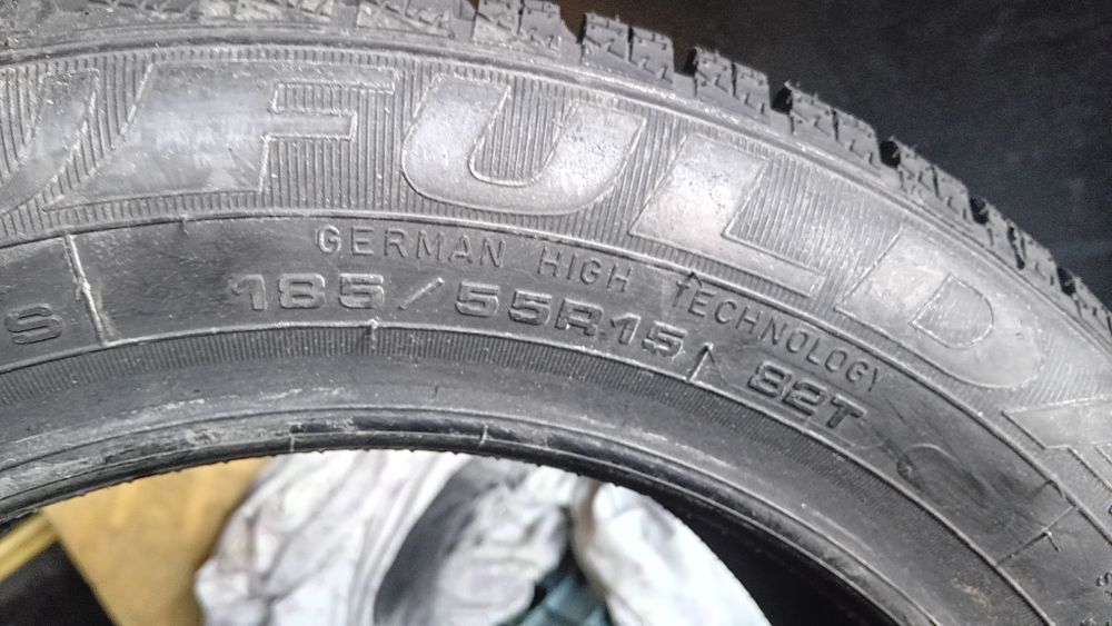2 броя чисто нови зимни гуми fulda ( фулда)  185 55 15