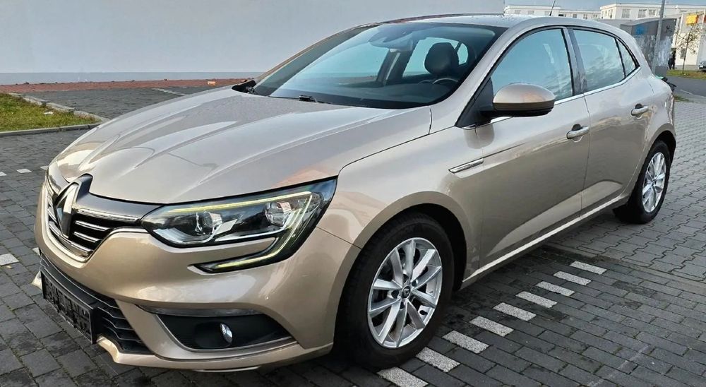Renault Megane Renault Megane varf de gama benzina