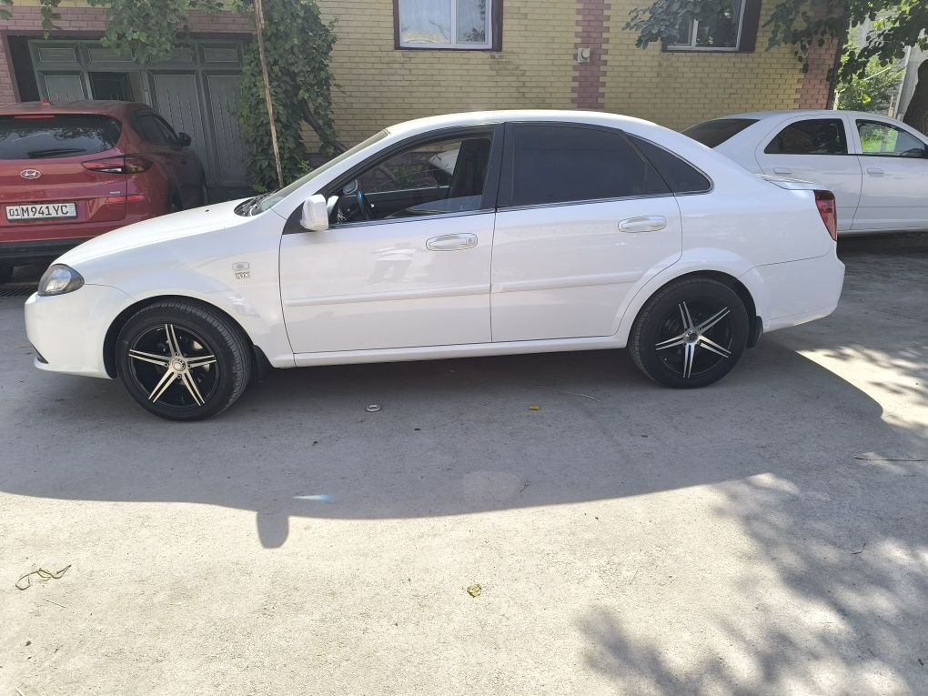 Chevrolet jentra 2015 avtomat