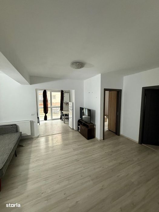 3 camere -Valea Lupului - etaj 1- 72 mp - liber -Parcare- 96000 euro