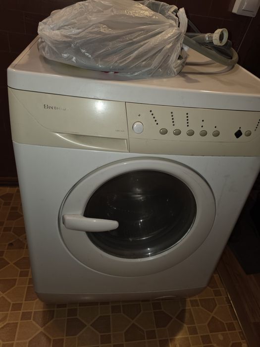 Стиральная машинка Electrolux